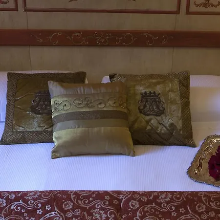 Residenza Luxury In Rome روما